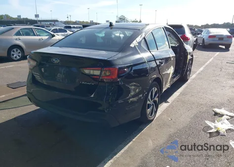2023 Subaru Legacy Premium z USA, uszkodzony, nr VIN 4S3BWAD63P3011160